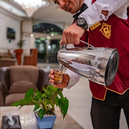 รอยัล คาซาบลังกา โฮเทล Hotel เจดดาห์ ภายนอก รูปภาพ