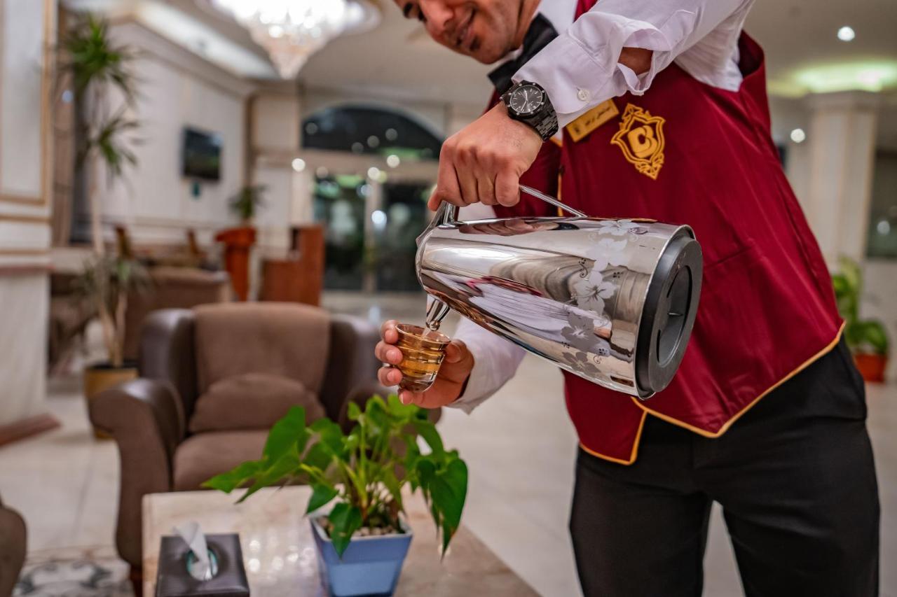 รอยัล คาซาบลังกา โฮเทล Hotel เจดดาห์ ภายนอก รูปภาพ