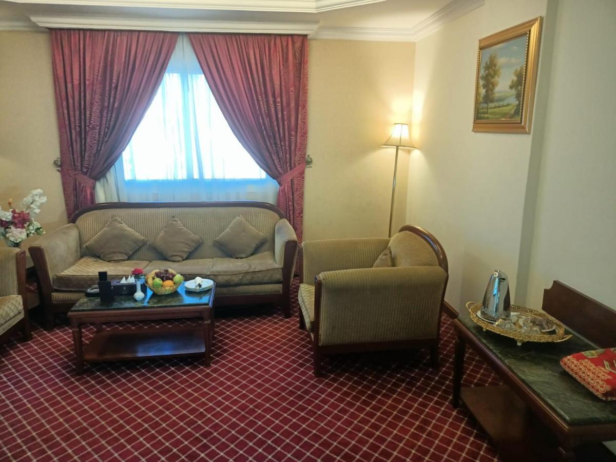 รอยัล คาซาบลังกา โฮเทล Hotel เจดดาห์ ภายนอก รูปภาพ