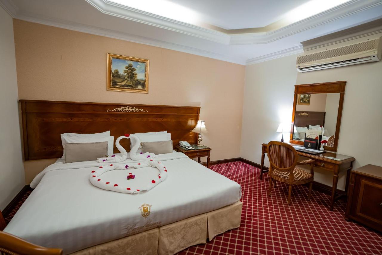 รอยัล คาซาบลังกา โฮเทล Hotel เจดดาห์ ภายนอก รูปภาพ
